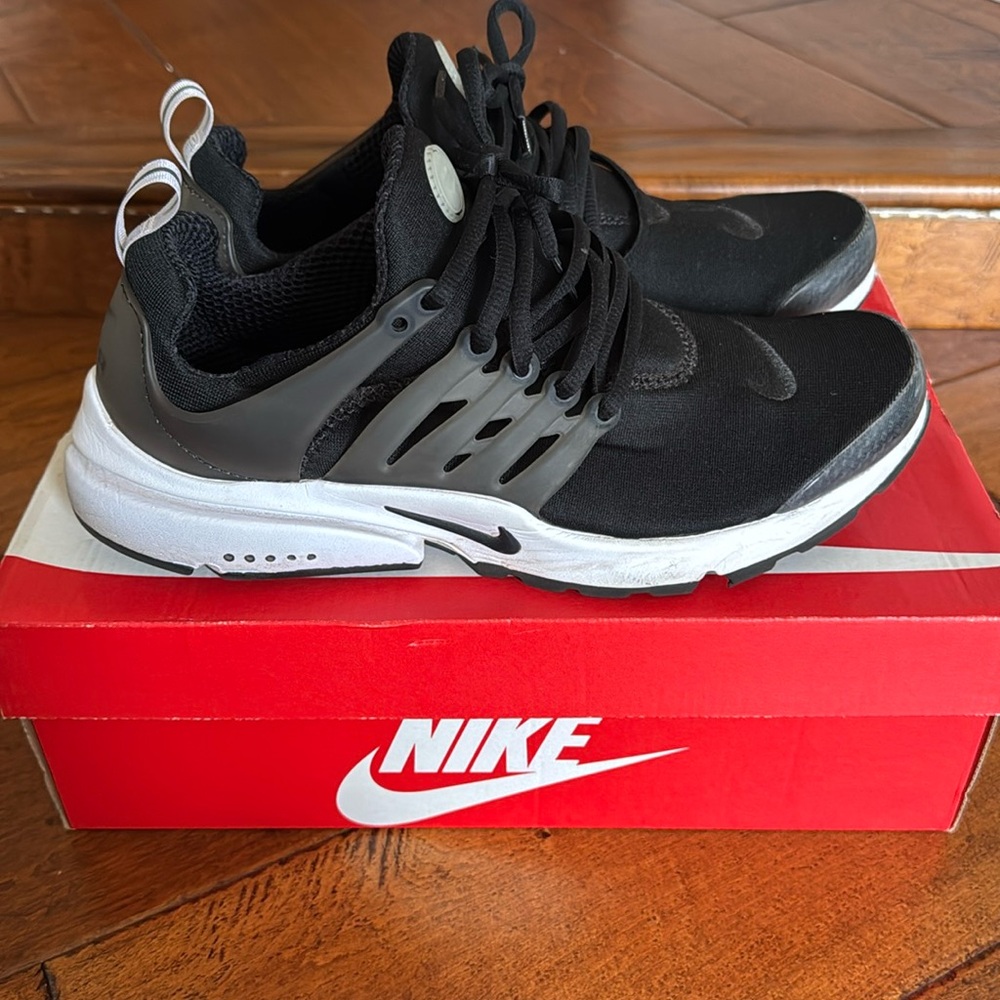 Nike Prestos